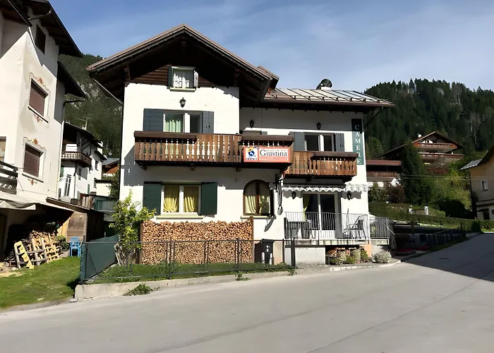 Panzió Meuble Giustina Auronzo di Cadore