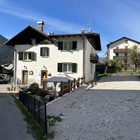 Bed & Breakfast B&B Meuble Giustina 2*