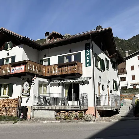 B&B Meuble Giustina Bed & Breakfast 2*