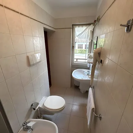 Oda ve Kahvaltı Meuble Giustina