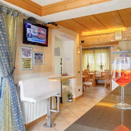 B&B Meuble Giustina Bed & Breakfast 2*